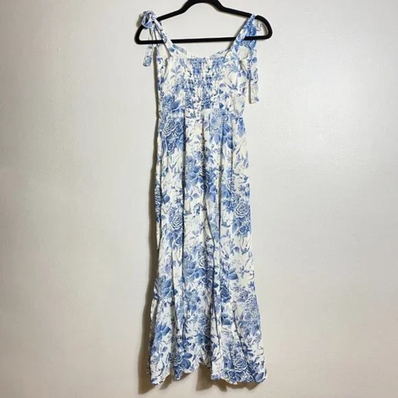 Reformation Nikita Dress in Pompadour - Picture 9 of 14